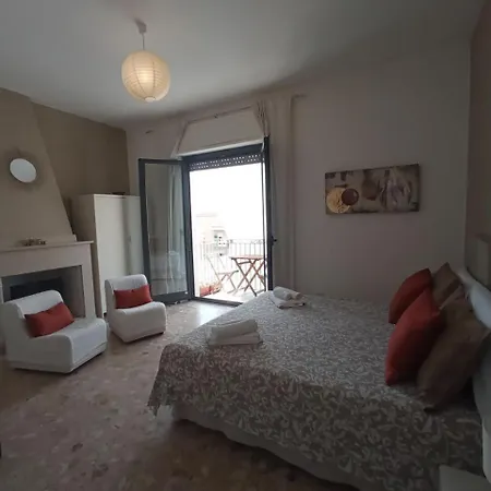 Myhouse 招待所 奧爾比亞